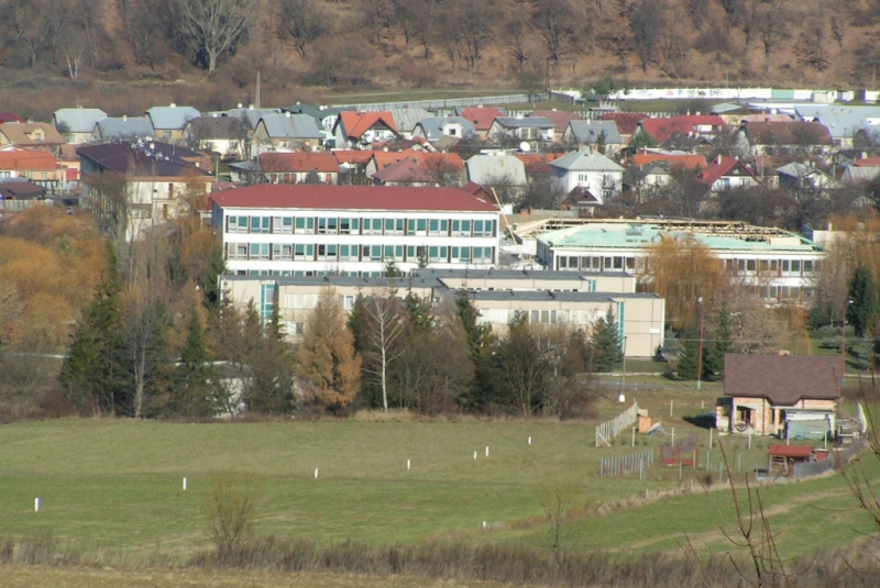 Superglass Bobrovka (10) Tehlovo červená - ZŠ Bardejov - Rekonštrukcia