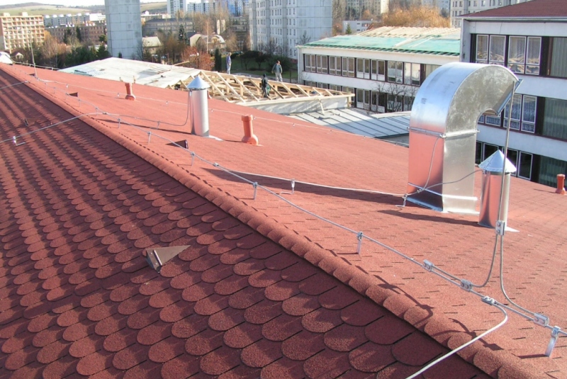 Superglass Bobrovka (10) Tehlovo červená - ZŠ Bardejov - Rekonštrukcia