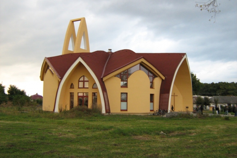Superglass Bobrovka (10) Tehlovo červená - ZŠ Bardejov - Rekonštrukcia